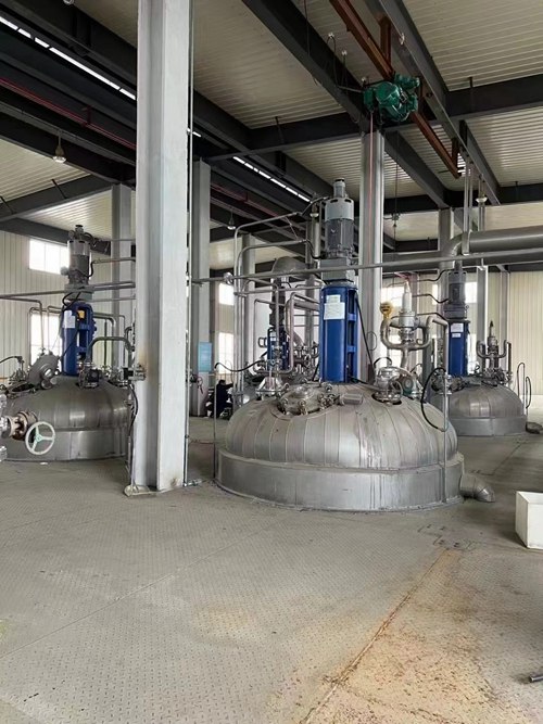 二手設(shè)備反應(yīng)釜